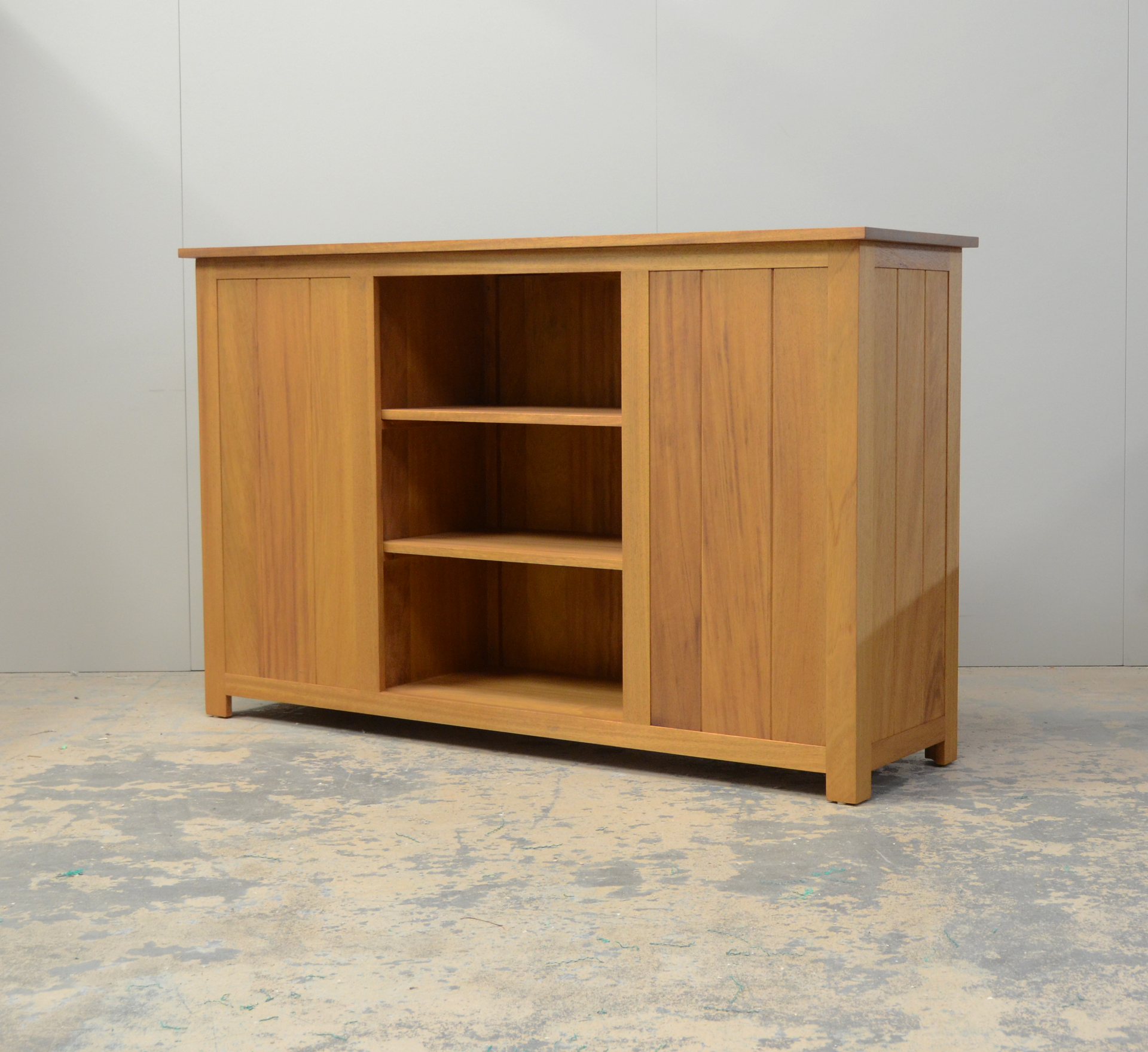 Custom Starter Stand