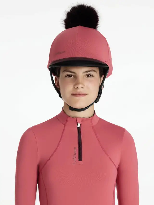 Classique Pom Hat Silk Cranberry