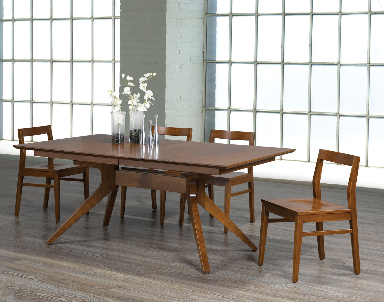 Deco Dining Table